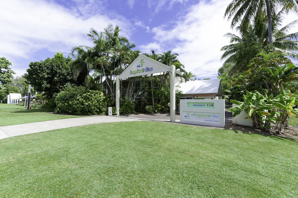 Tropical Nites - Tourism Cairns